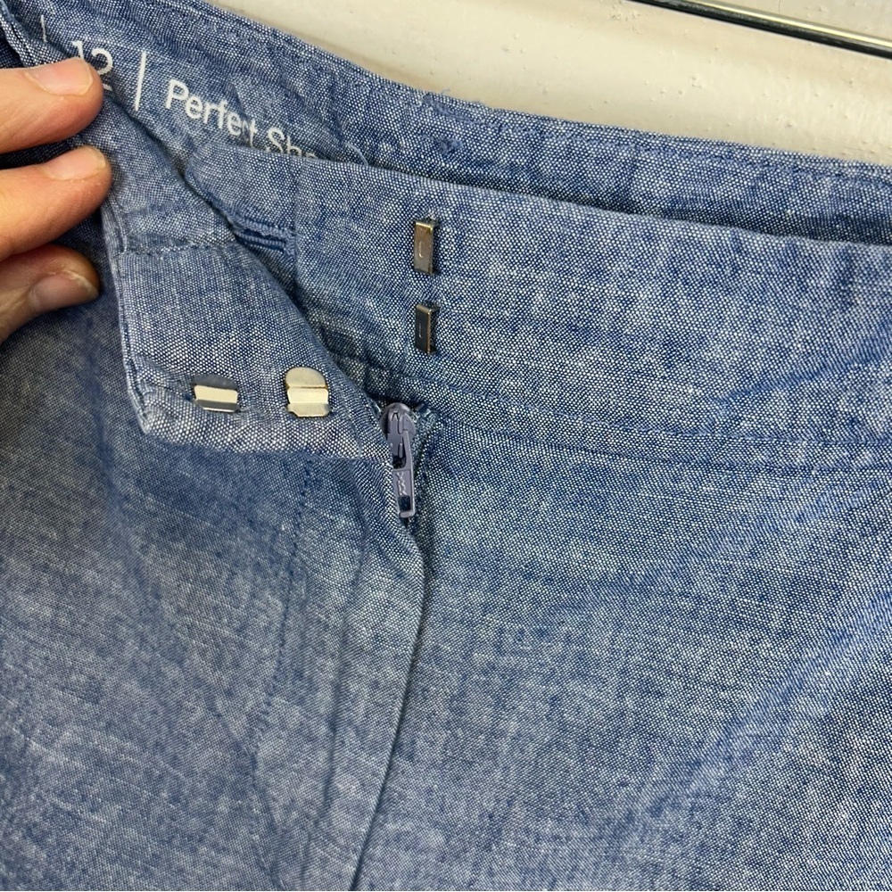 100% Cotton Blue Shorts Talbots Size 12 Preppy Travel Lightweight Summer Beach - Picture 7 of 12